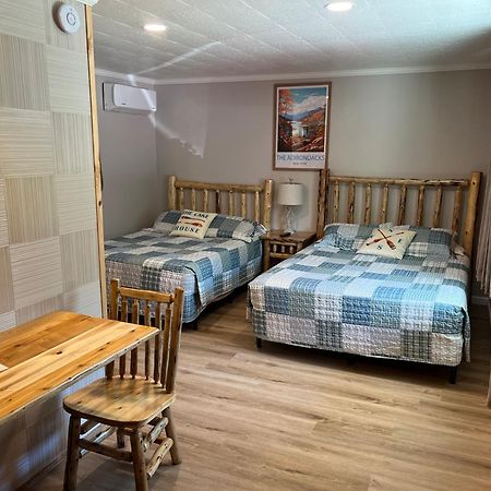 Blue Lagoon Resort Lac George Extérieur photo