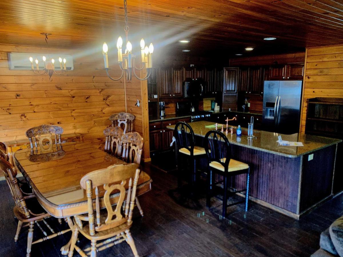 Blue Lagoon Resort Lac George Extérieur photo