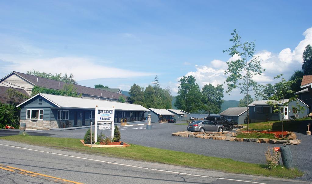 Blue Lagoon Resort Lac George Extérieur photo