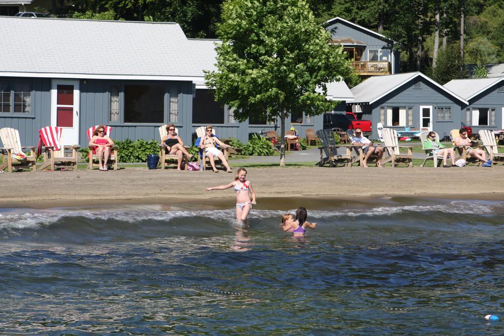 Blue Lagoon Resort Lac George Extérieur photo