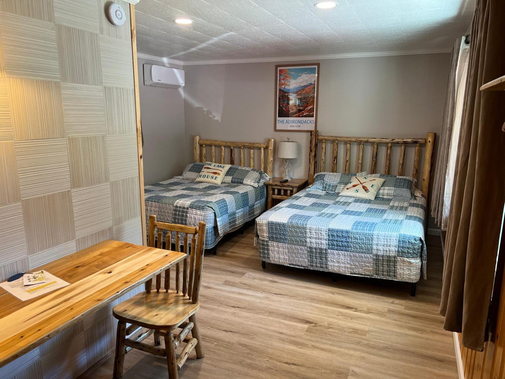 Blue Lagoon Resort Lac George Extérieur photo