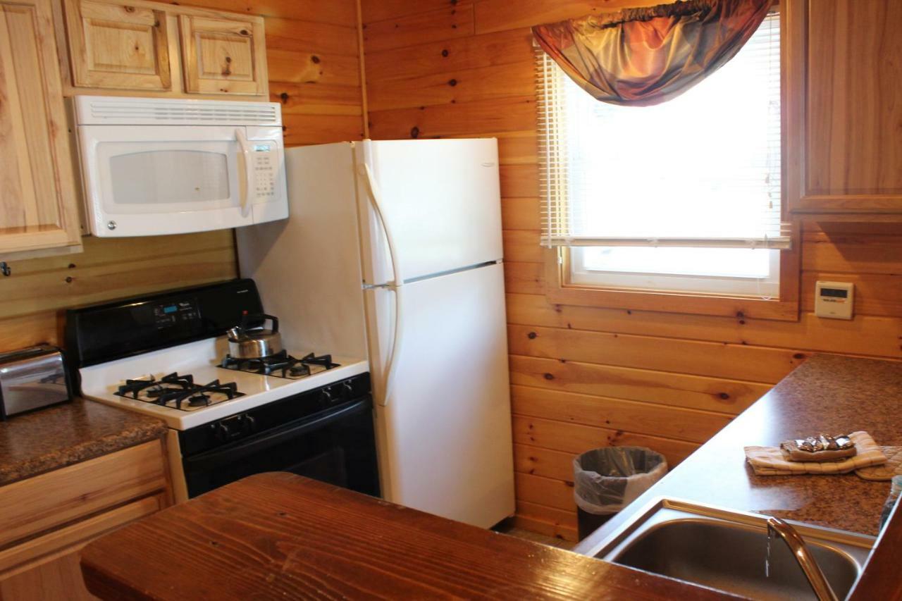 Blue Lagoon Resort Lac George Extérieur photo